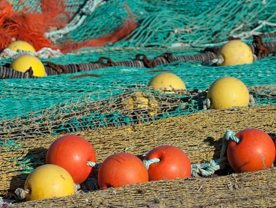 filets et flotteurs de pêche