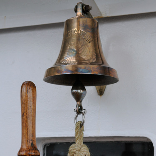 Cloche de bord du Krusenstern