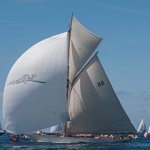 Moonbeam of Fife III en régate