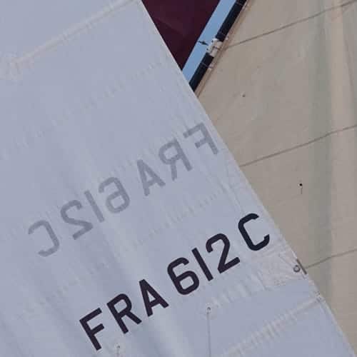 Voiles de différentes couleurs