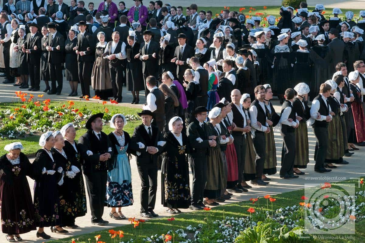 Agenda 2005 Illustré : Coiffes Et Costumes De Bretagne - Collectif