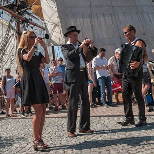 Groupe de musiciens Family Tel's Du