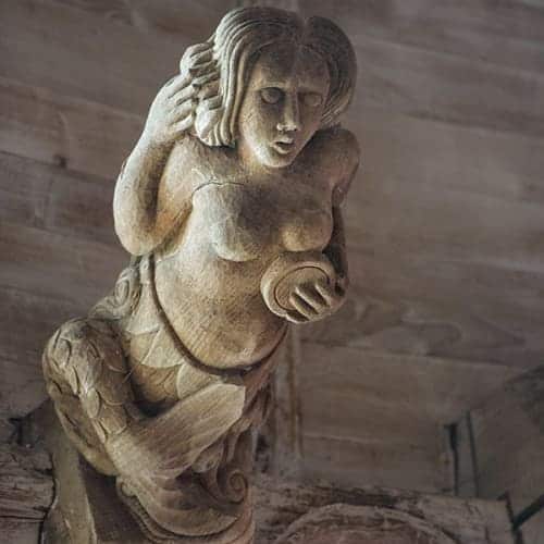 Blochet représentant une sirène