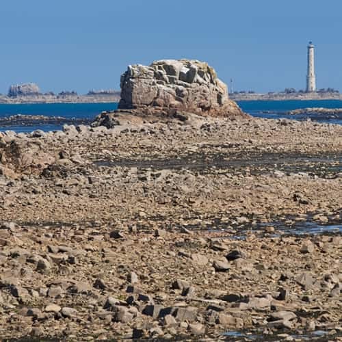 Rochers et phare des Héaux de Bréhat