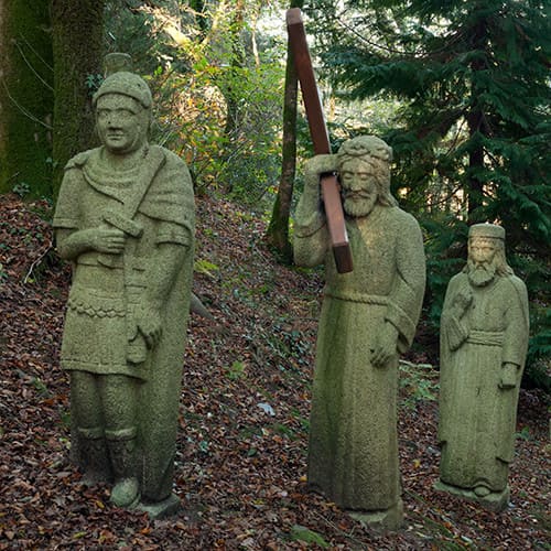 Statues de granit grandeur nature