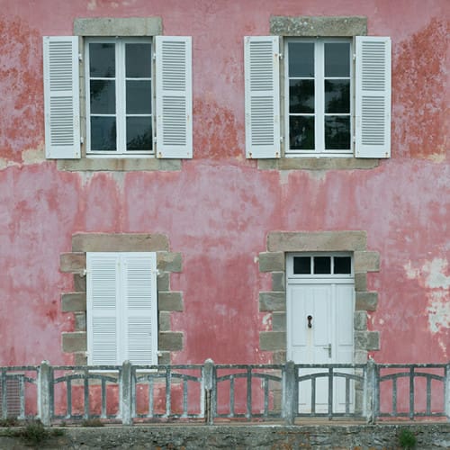 Maison rose de Bellevue à Séné